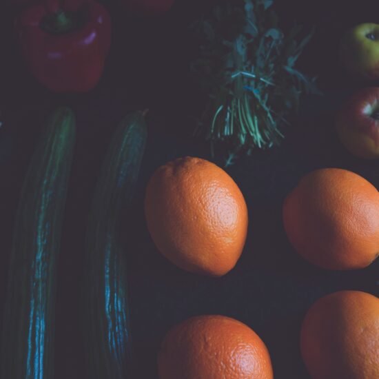 How to lose belly fat: a healthy diet built around fruits and vegetables