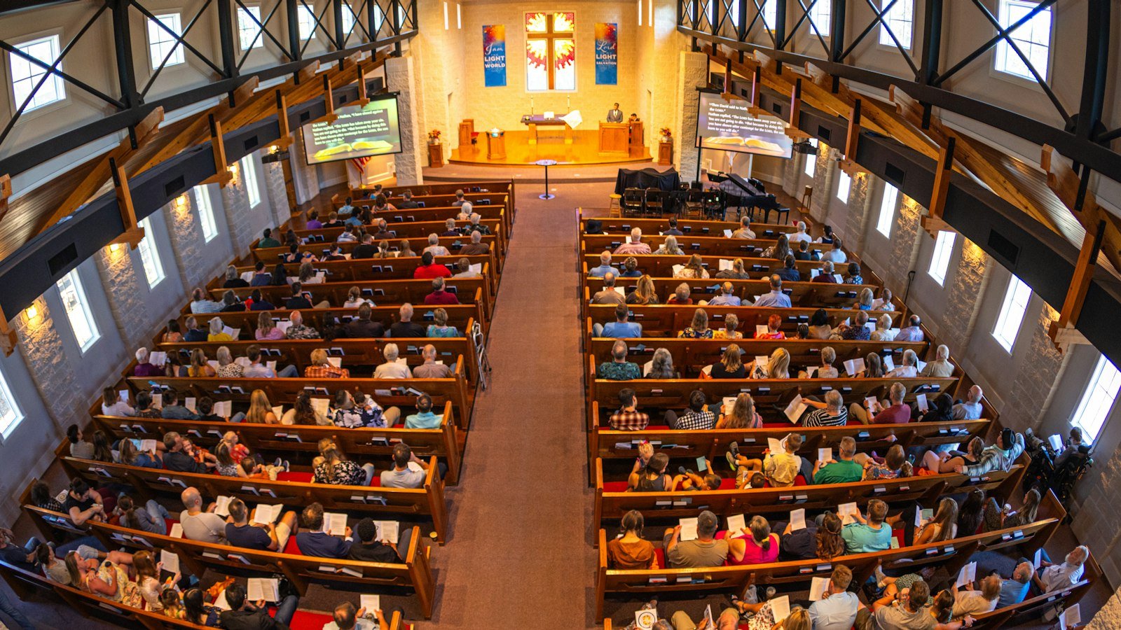 I Get Backing lyrics — church congregation seated during a worship service